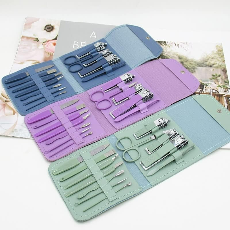 Manicure Set (16 pcs)