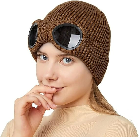 Unisex Knitted Beanie With Glasses