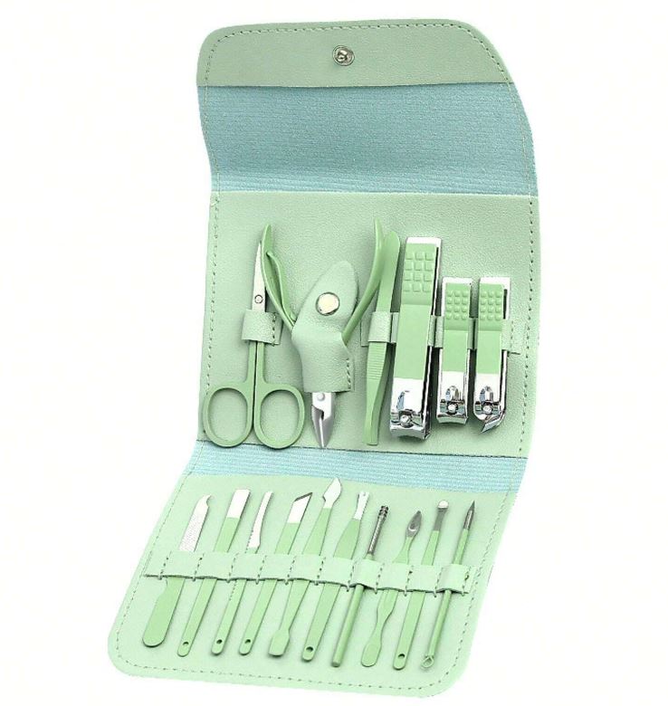 Manicure Set (16 pcs)