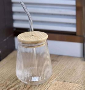 Ribbed Glass With Straw And Wooden Lid (430ml)