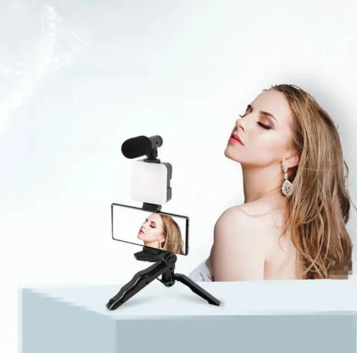 Professional Vlogging Kit With Tripod