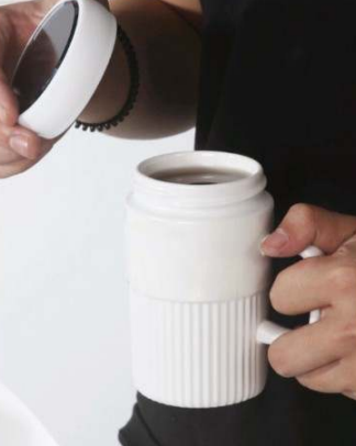 Ceramic Cup With Lid (400ml)