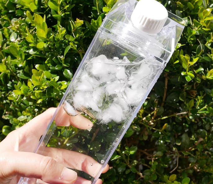 Acrylic Milk Carton Bottle ((1L)