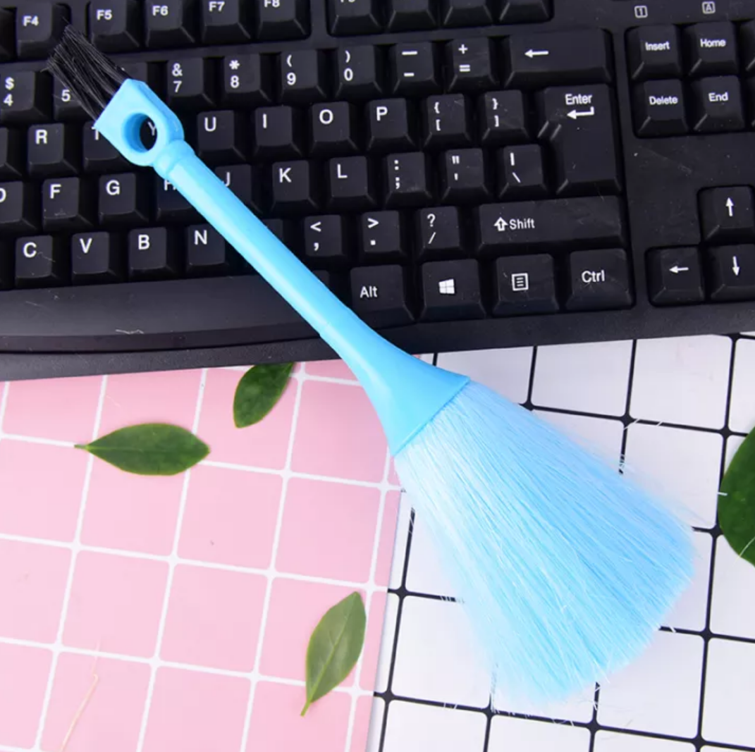 Fluffy Microfiber Delicate Duster (24cm)